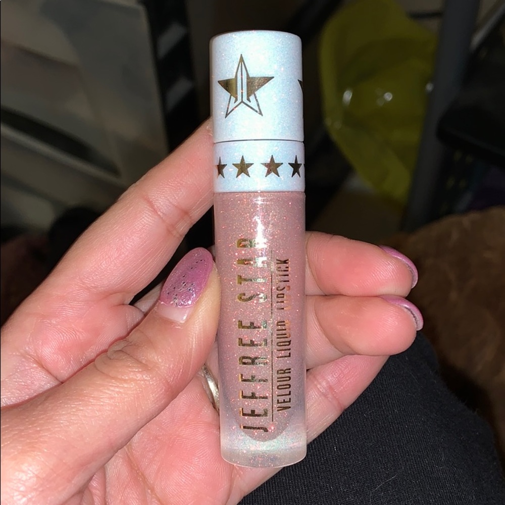 Jeffree star velour lipstick